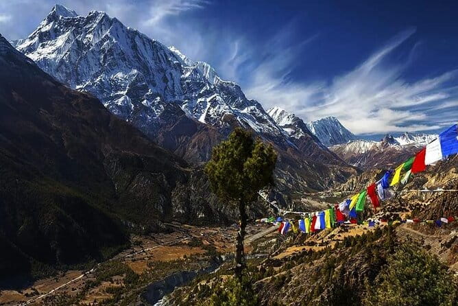 13 Days Trekking in Annapurna Circuit - The guide and comfort factor: why it shows up on the trail