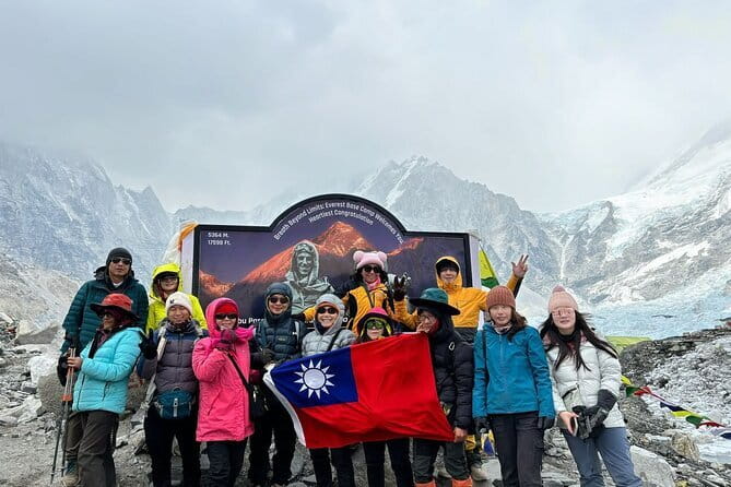 14 Days Everest Base Camp Trek - Key highlights at a glance