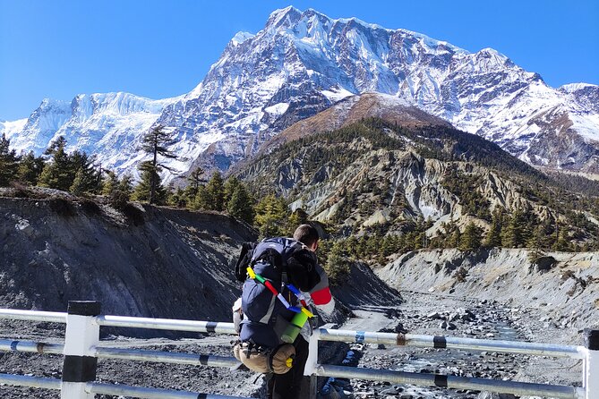 20 Days Annapurna Circuit Trek - The long ride to Syange: how the trek actually begins