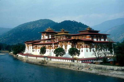 3 Days Bhutan Cultural Tour - Thimphu highlights: textiles, paper, and Bhutan’s stamp culture