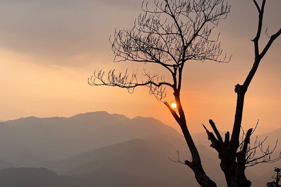 A Memorable Nagarkot Sunrise & Hike to Dhulikhel Day Tour - The Guide Factor: English Support and Real Flexibility