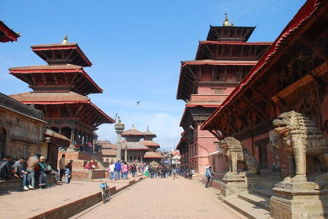 Annapurna Circuit Trek in Nepal (9 Days) - Yak Kharka to Thorong Phedi: steady climb, fewer excuses