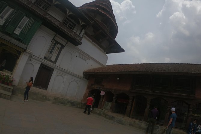 Bhaktapur Day Tour with Changu Narayen - Bhaktapur + Changu Narayan: a temple-focused day that moves at a human pace