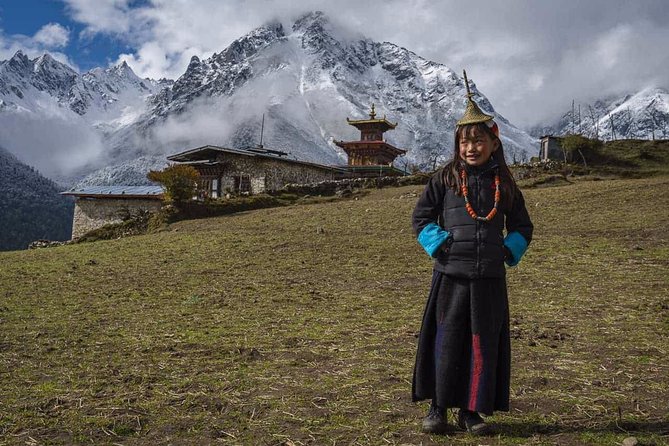 Bhutan Tour- 4 DAYS 3 NIGHTS - Your last flight out of Paro: Chomolhari and the art of looking up