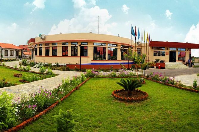 Chitwan National Park Tour - Overnight at a Jungle Lodge: Comfortable Base for an Early Start