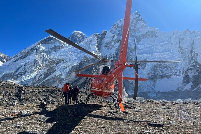 Everest Base Camp Tour & View Point by Helicopter from Katmandu - The main event: Kala Patthar (5,545m) and Everest Base Camp flyover