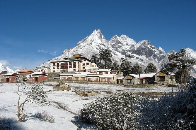 Everest Base Camp trek with Helicopter return 9 days - Kala Patthar (5,644 m): the viewpoint day that justifies the whole trip