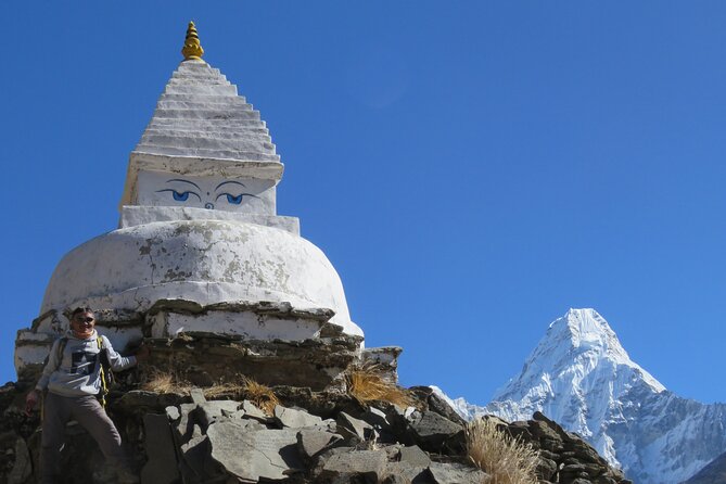 Everest Basecamp Trek: 14 days - Everest Base Camp day: the glacier approach and the big arrival