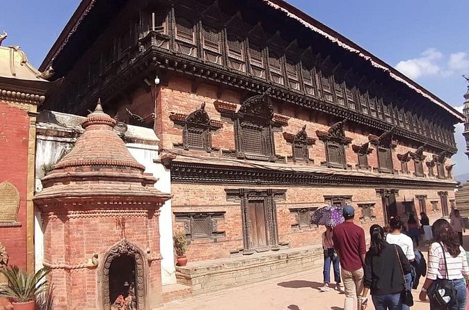 Explore Entire Kathmandu with Guide - Pashupatinath Temple: A Hindu Landmark With Real Ceremony