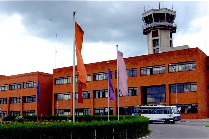 Kathmandu Airport Departure Transfer – Easy, Safe & Hassle-Free - Timing, Flight Delays, and When to Call It a Win