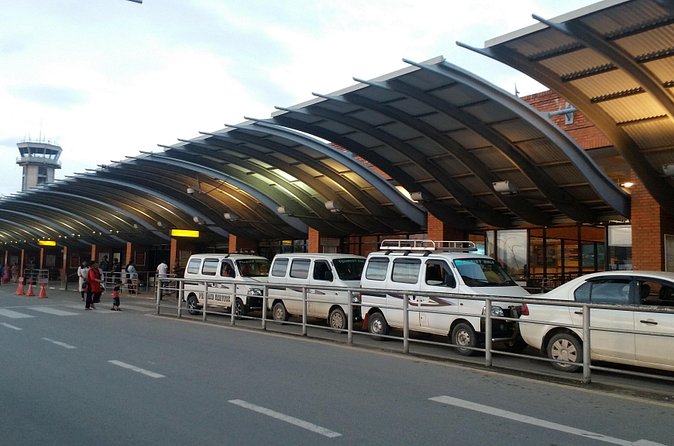 Kathmandu Airport Transfer to hotels – Easy, Safe & Hassle-Free - Timing, delays, and the 24/7 problem solved