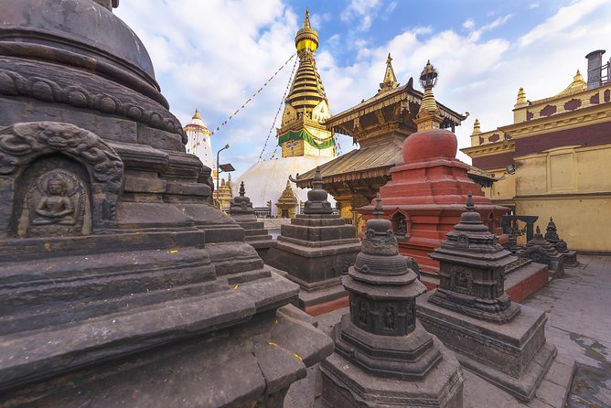 Kathmandu city tour - 4 UNESCO World Heritage Sites - Stop 1: Kathmandu Durbar Square (Hanuman Dhoka) for Royal-Courtyard Vibes