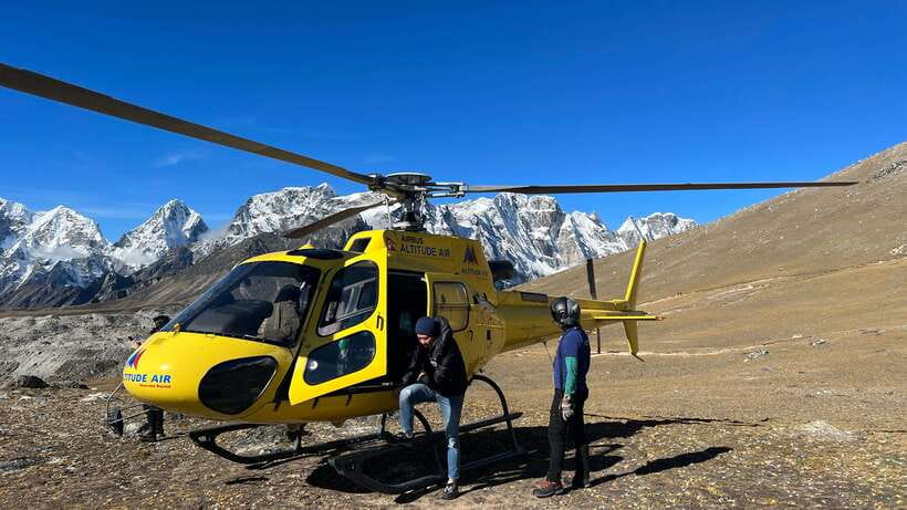 Kathmandu: Everest Helicopter Tour with Landing & Breakfast - The morning start in Kathmandu: pickup, check-in, and briefing