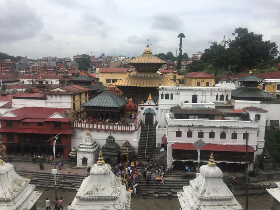 Kathmandu: Full-Day Budget Bus Tour of Kathmandu Valley - Language, inside access, and how to avoid a frustrating day
