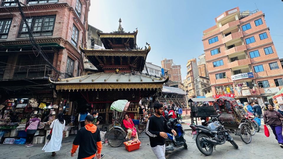 Kathmandu Heritage Walk | Heritage Walk of Kathmandu - Indrachowk’s Akash Bhairab Temple: sacred space with a living feel