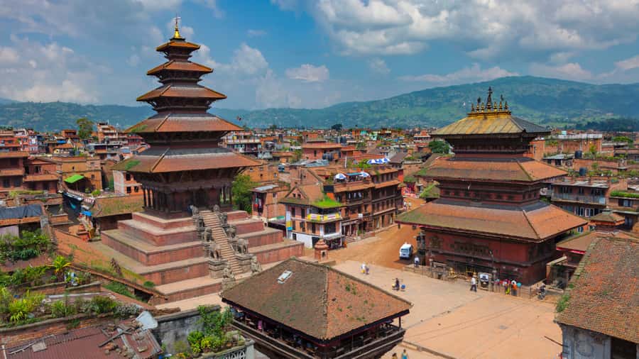 Kathmandu: Private Patan and Bhaktapur Sightseeing Tour - Driving to Bhaktapur: lunch break and resetting your pace
