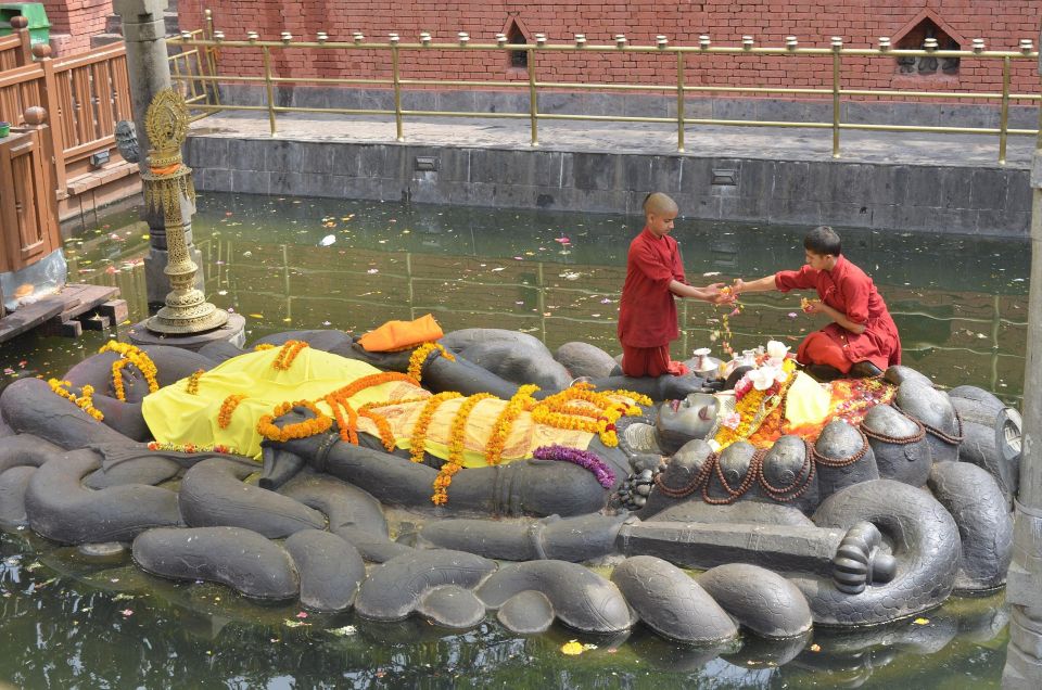 Kathmandu Sightseeing By Bus Day Trip - Key highlights worth your attention