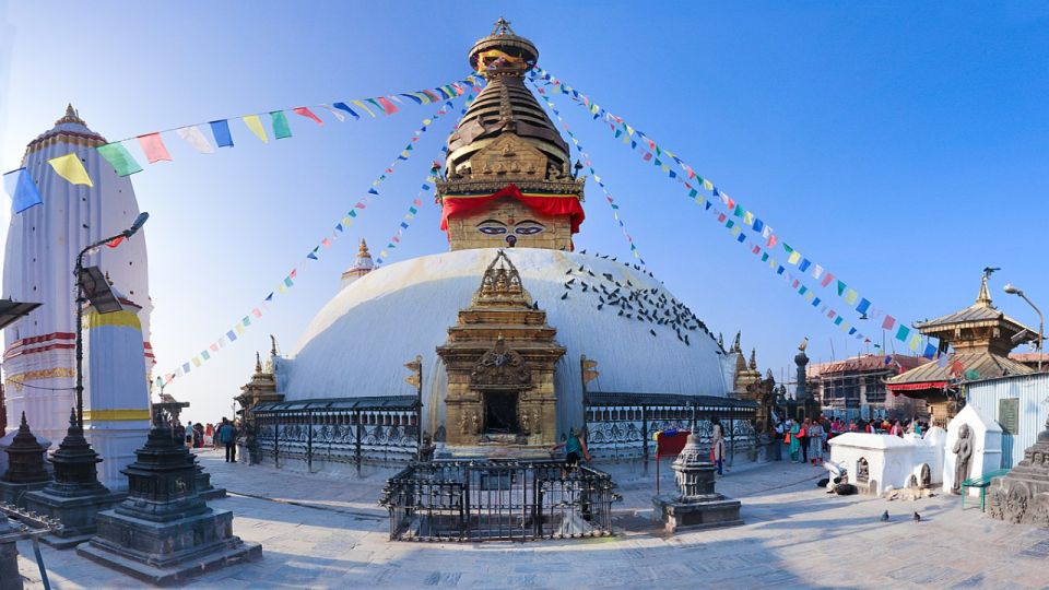 Kathmandu Sightseeing By Bus Day Trip - Languages and support: getting help without extra hassle