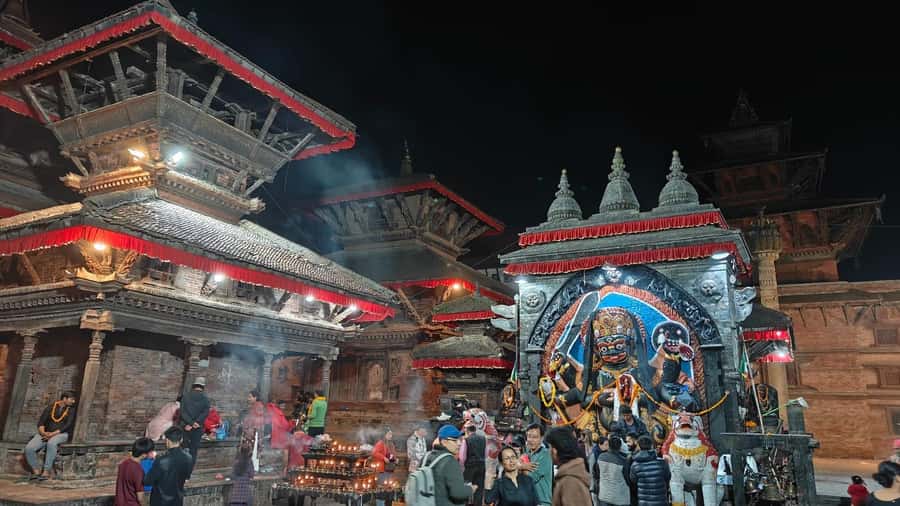 Kathmandu: UNESCO Heritage Site Private & Guided Tour - Pashupatinath Temple by the Bagmati River: A Sacred Hindu Pilgrimage Stop