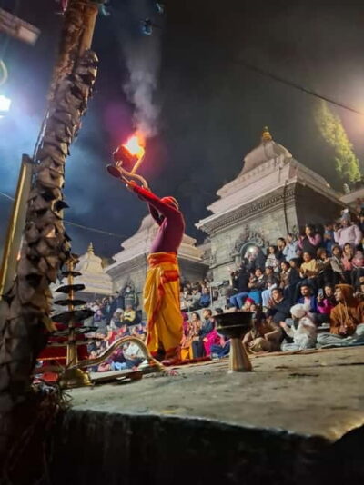 Katmandu: Pashupatinath Open Cremation & Evening Aarati - The 3-Hour Flow: Pickup, Arya Ghat Walk, Then Shiva Aarati
