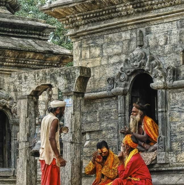 Katmandu: Pashupatinath Open Cremation & Evening Aarati - What to Bring for a Smooth (and Respectful) Visit