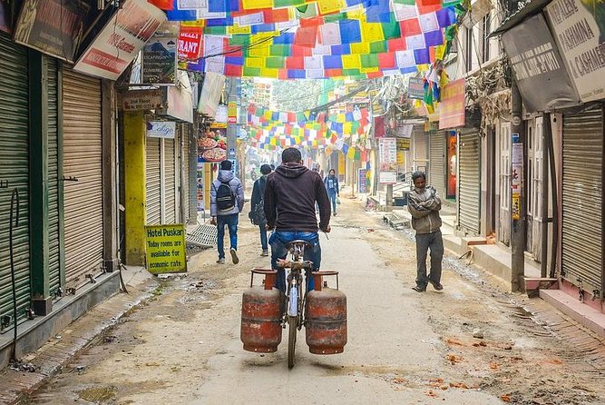 Local Bazaar Walking Tour in Kathmandu with Professional Guide - Lunch break: how to time your meal without spoiling the walk