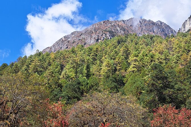 Makalu Base Camp Trek - Teahouses, meals, and water reality on the trail