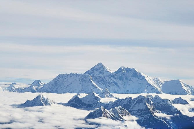 Mount Everest Scenic Flight 50 Minutes - Oxygen, Medical Kits, and Getting Comfortable at Altitude