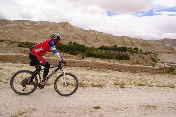 Mountain Bike Tour - An ancient-town ridge stop, then narrow lanes and old shrines