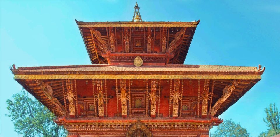 Nagarkot Sunrise With Trip To Changu Narayan and Bhaktapur - Nagarkot Sunrise at the Observatory: why the early hour is worth it