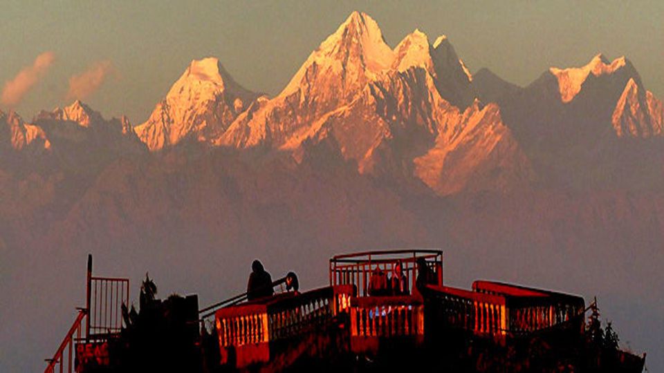 Nagarkot Sunrise With Trip To Changu Narayan and Bhaktapur - Changunarayan Temple (UNESCO): what to look for beyond the postcard