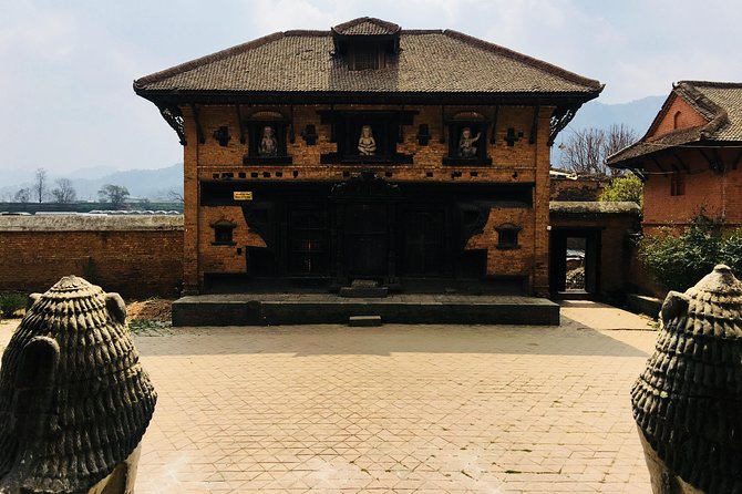 Private Day Tour in Kathmandu Valley Rim with Bhaktapur Sightseeing - Bhaktapur Durbar Square: the day’s main walk-around