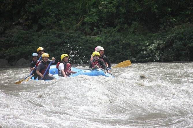 Rafting in Nepal: Trishuli, Bhotekoshi & Other River Rafting - Lunch and the small comforts that keep rafting from feeling like a hassle
